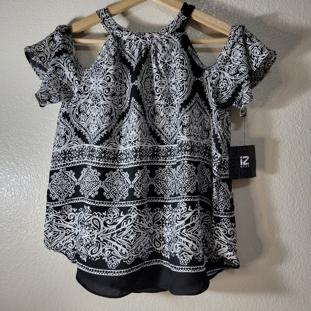 IZ Bryer  Boho Print Cold Shoulder Top  NWT
